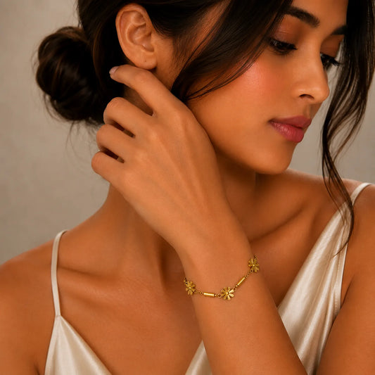 Daisy Bloom Bracelet