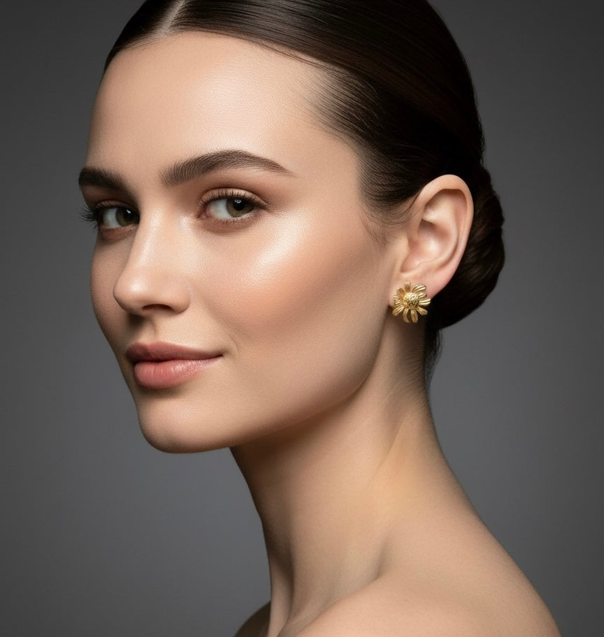 Daisy stud earring -18K Gold Plated