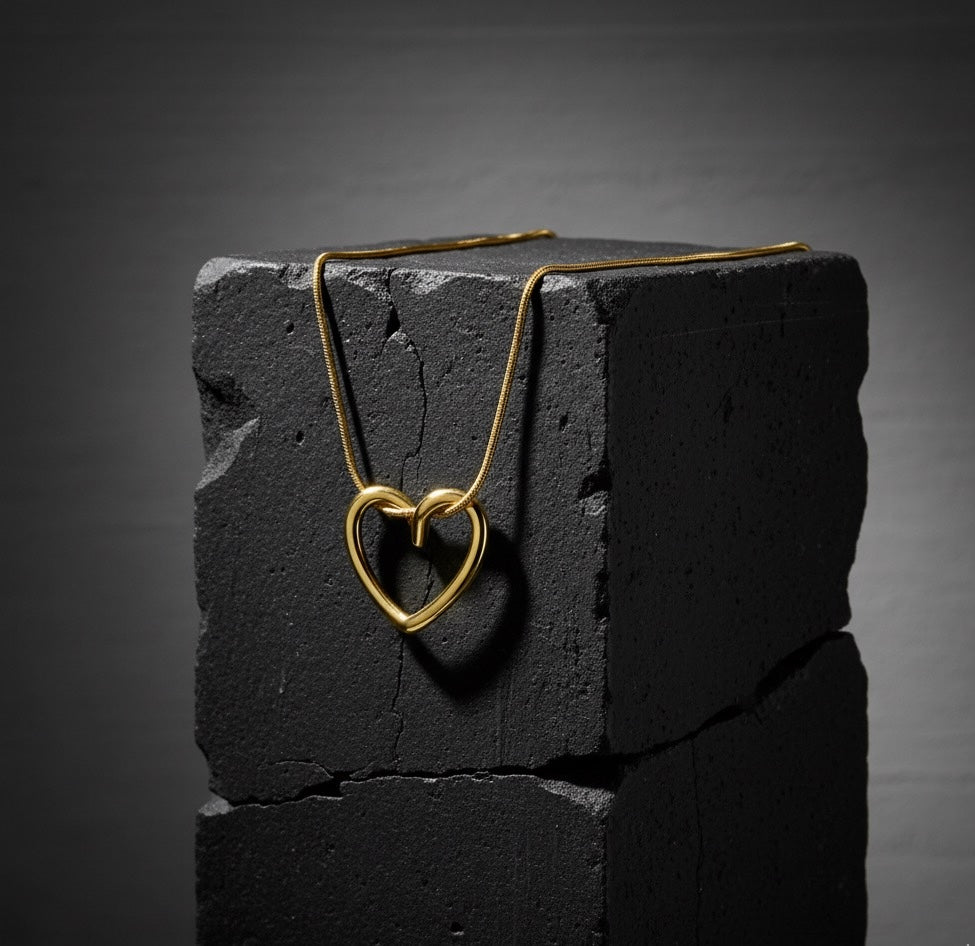 Tied Heart Pendant Necklace -18K Gold Plated