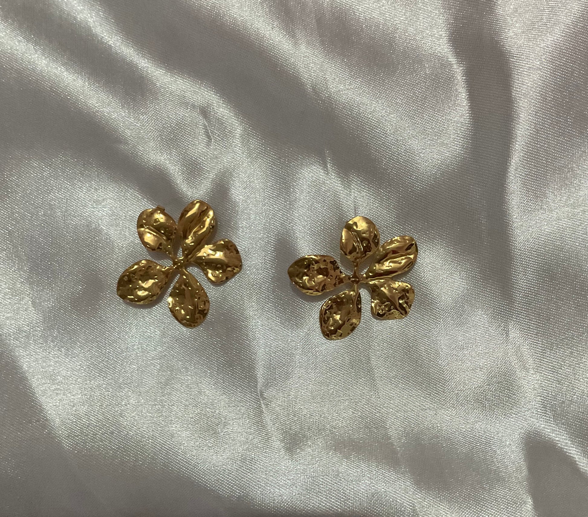 Hammered Blossom Stud Earrings