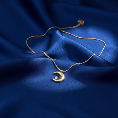 Moonlit Diamond Necklace