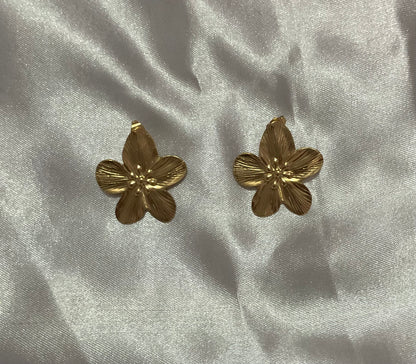 Blossom Stud Earrings -18K Gold Plated