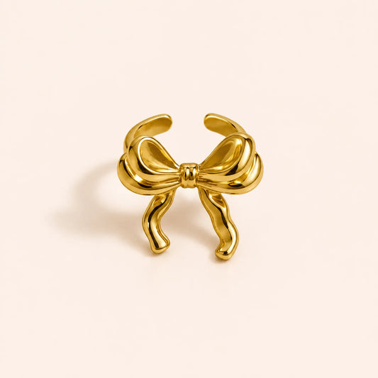 Amora Bow Ring
