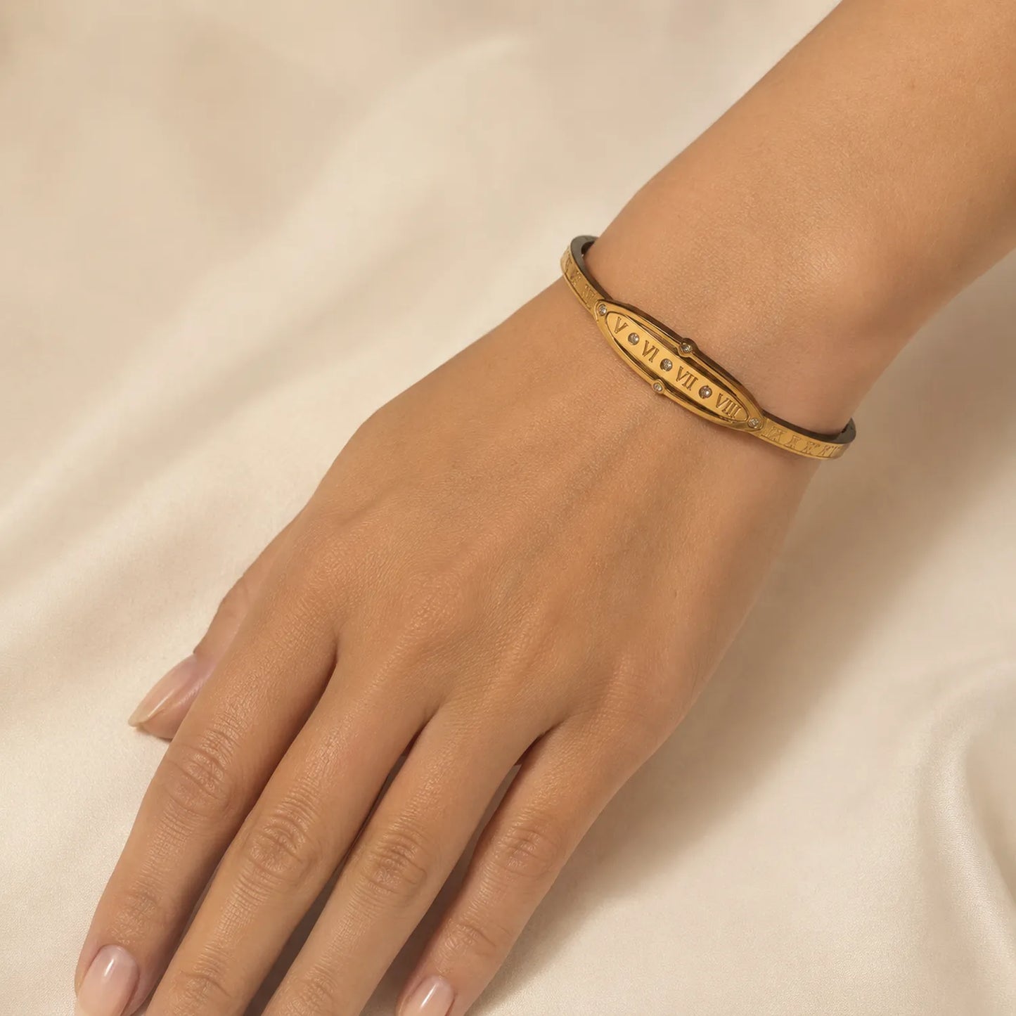 Imperial Roman Crystal Bracelet-18K Gold Plated