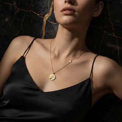 Daisy Dewdrop Necklace