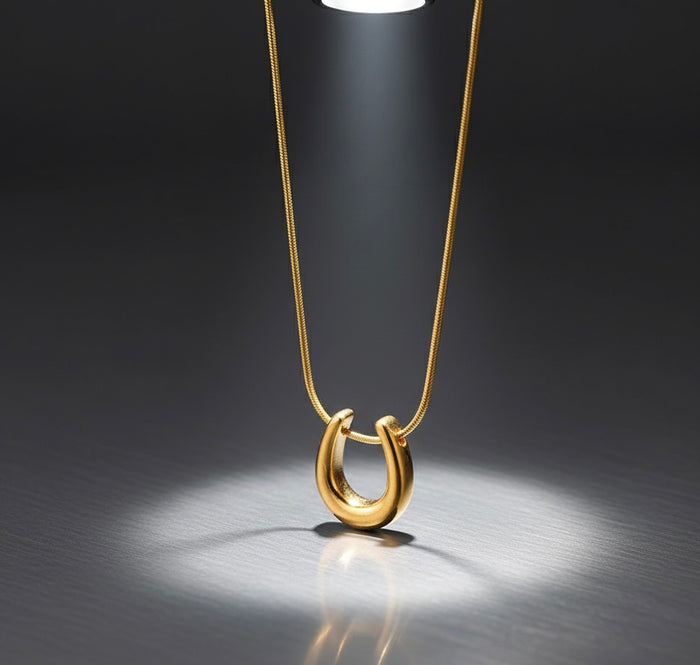 U-Shape Glow Chain Pendant Necklace -18K Gold Plated