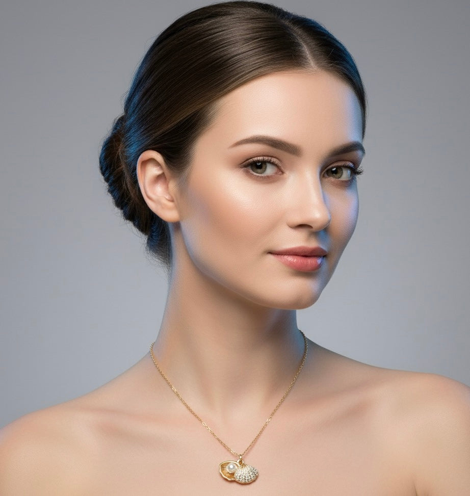 Secret Pearl Shell Pendant Necklace -18K Gold Plated