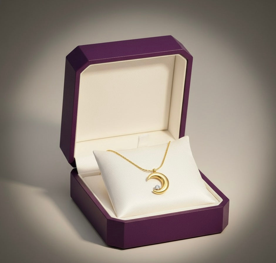 Moonlit Diamond Necklace