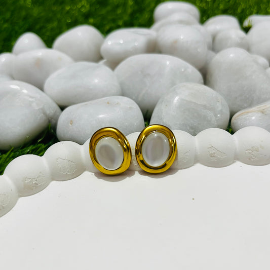 Gold Oval Pearl Stud Earrings